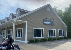 Exterior of Victra Verizon Authorized Retail Store in Sturbridge, MA.