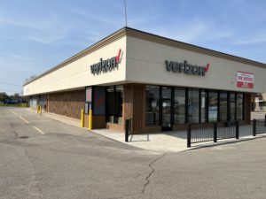 Exterior of Victra Verizon Authorized Retail Store in Corunna, MI.