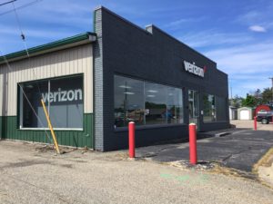 Exterior of Victra Verizon Authorized Retail Store in Marshall, MI.