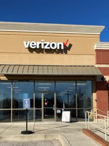Exterior of Victra Verizon Authorized Retail Store in Olive Branch, MS.