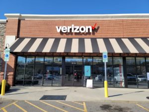 Exterior of Victra Verizon Authorized Retail Store in Morganton Heights, NC.
