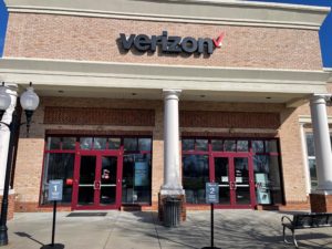 Exterior of Victra Verizon Authorized Retail Store in Wesley Chapel, NC.