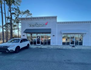 Exterior of Victra Verizon Authorized Retail Store in Wilmington - Mky Junction, NC.