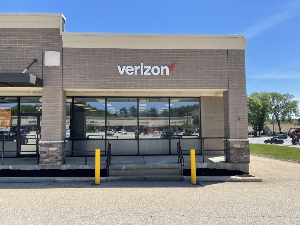 Exterior of Victra Verizon Authorized Retail Store in Bedford, NH.