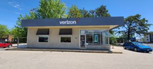 Exterior of Victra Verizon Authorized Retail Store in North Conway, NH.