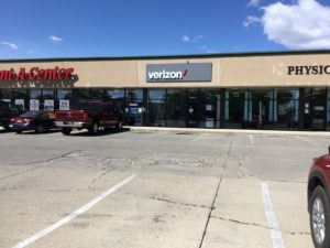 Exterior of Victra Verizon Authorized Retail Store in Las Vegas, NM.