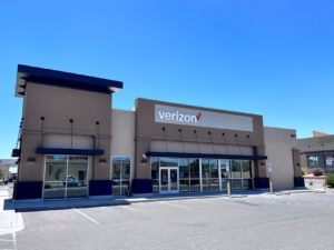 Exterior of Victra Verizon Authorized Retail Store in Rio Rancho, NM.