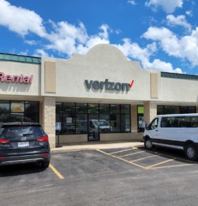 Exterior of Victra Verizon Authorized Retail Store in Middlefield, OH.