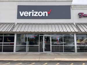 Exterior of Victra Verizon Authorized Retail Store in North Ridgeville, OH.
