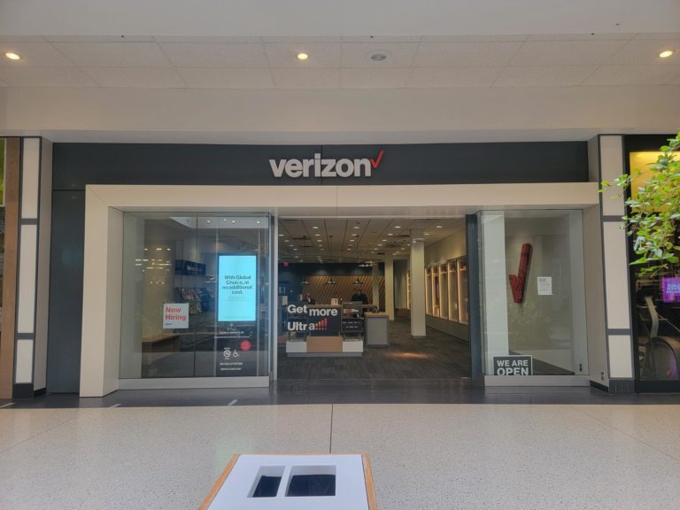 Berkshire Mall, Pennsylvania Verizon Store