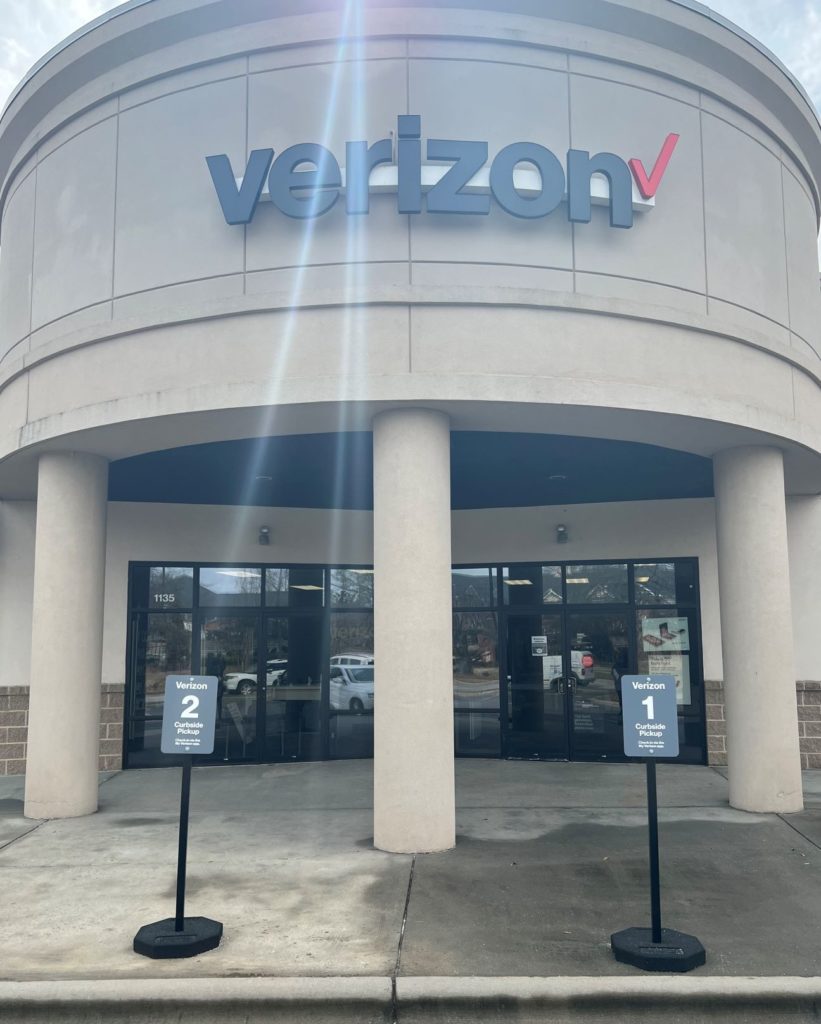 Exterior of Victra Verizon Authorized Retail Store in Fort Mill, SC.