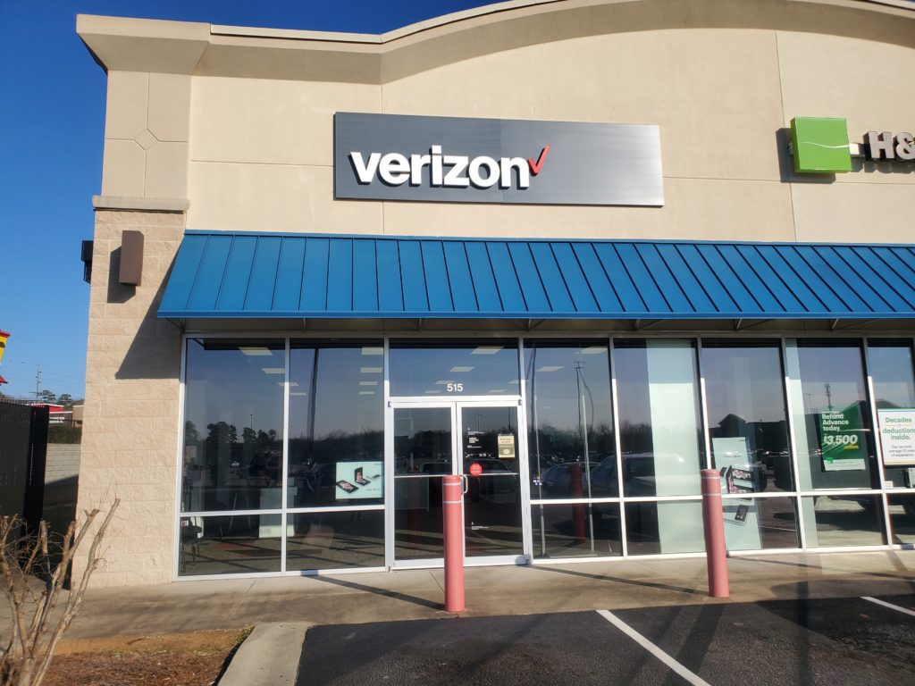 Exterior of Victra Verizon Authorized Retail Store in Union, SC.