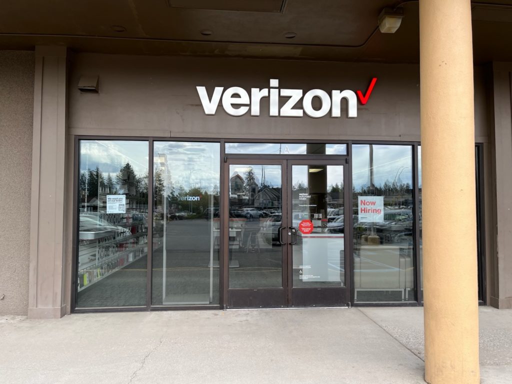 Exterior of Victra Verizon Authorized Retail Store in Spokane Grand, WA.