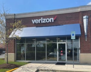 Exterior of Victra Verizon Authorized Retail Store in Capitol Heights, MD.