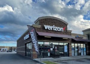 Exterior of Victra Verizon Authorized Retail Store in Wallace, NC.