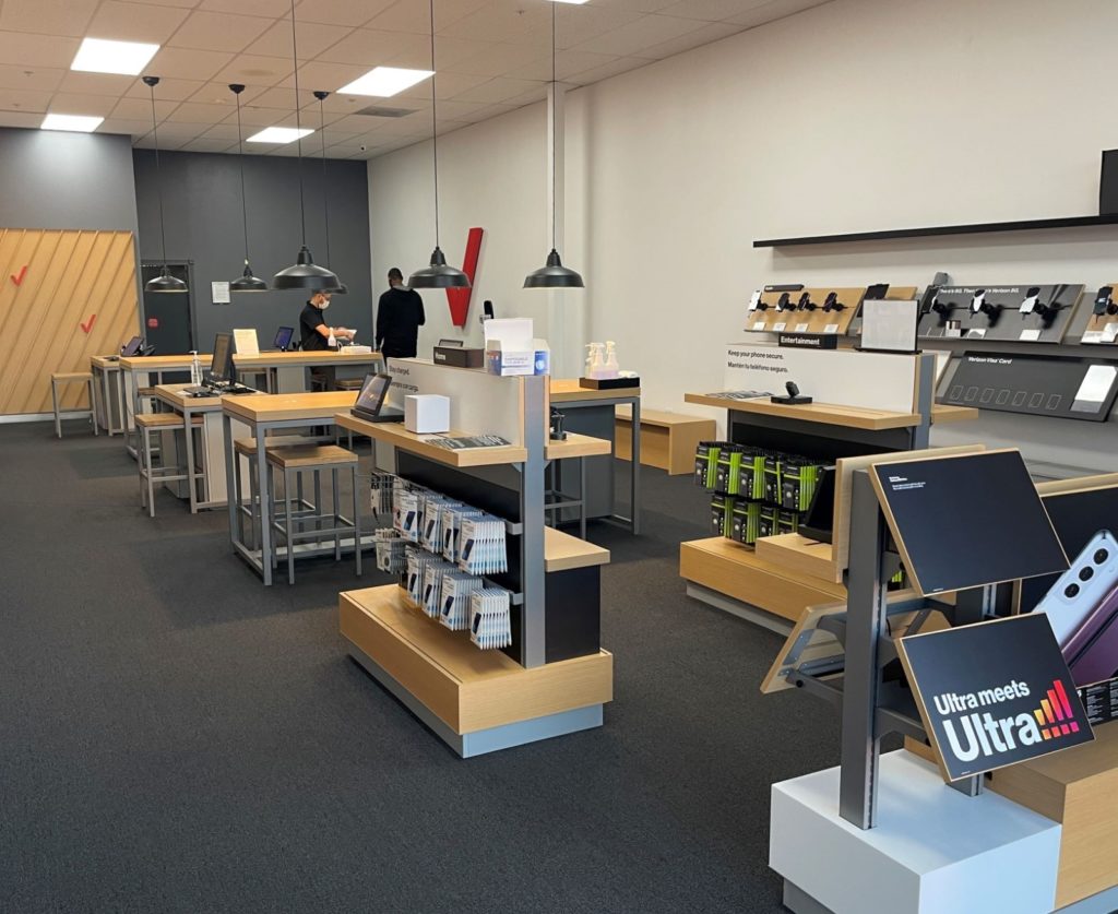 Interior view of West Covina, California Victra Verizon
