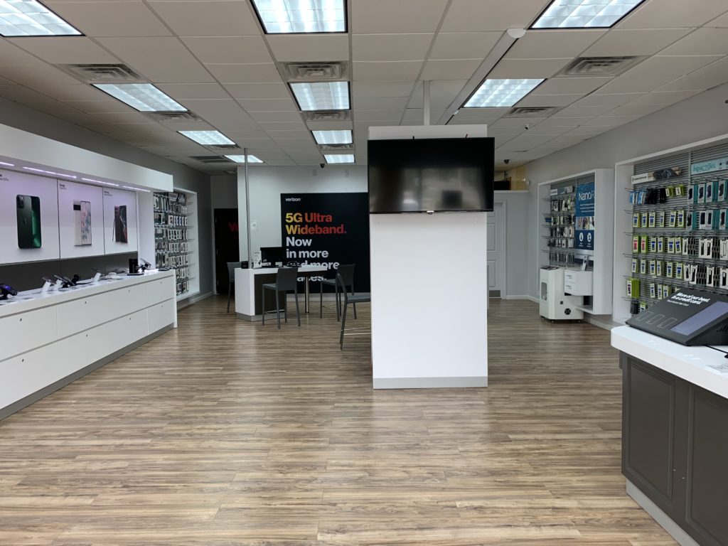 Interior of Victra Verizon Authorized Retail Store in Bethany Beach, DE.