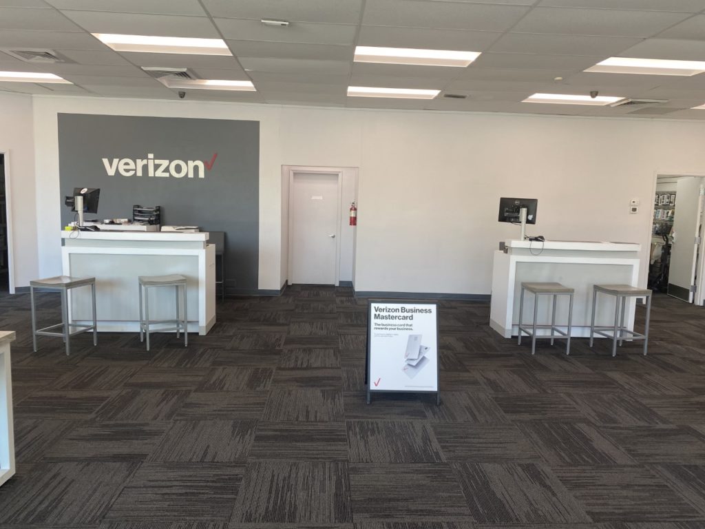Interior of Victra Verizon Authorized Retail Store in Naples Tamiami 10265, FL.