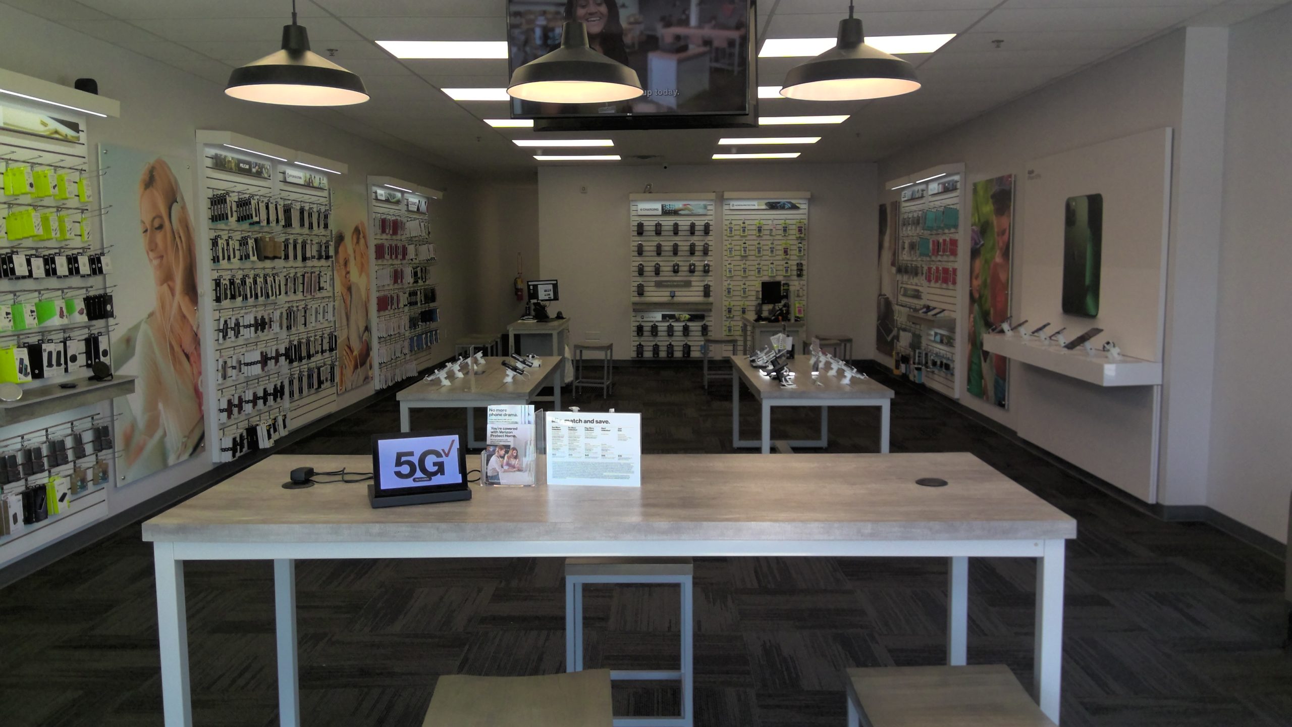 Braselton, Verizon Store