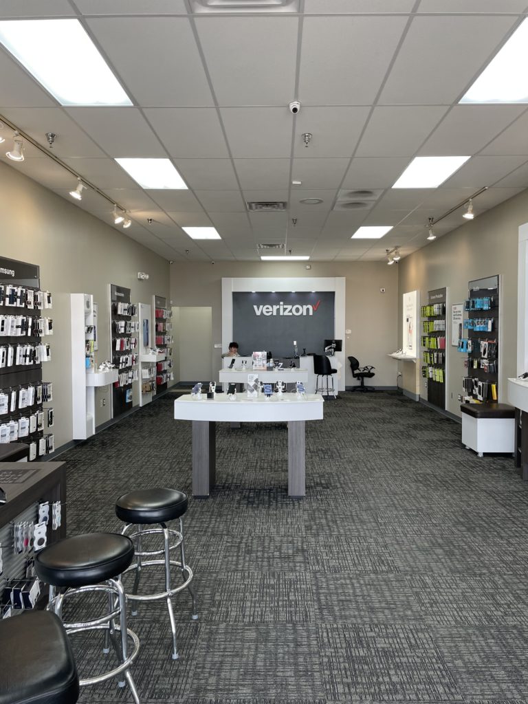 Interior of Victra Verizon Authorized Retail Store in Oskaloosa, IA.