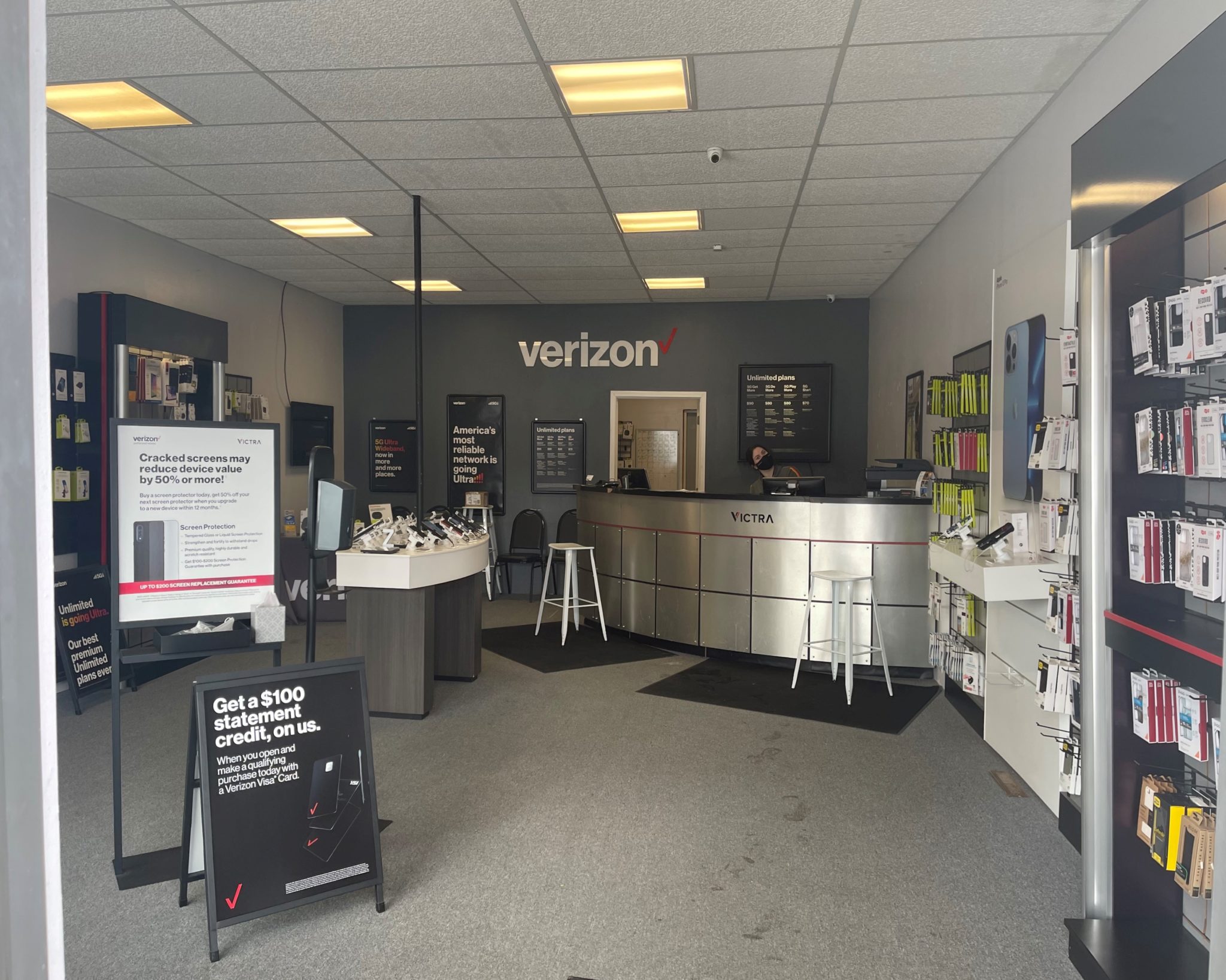 International Falls, Minnesota Verizon Store