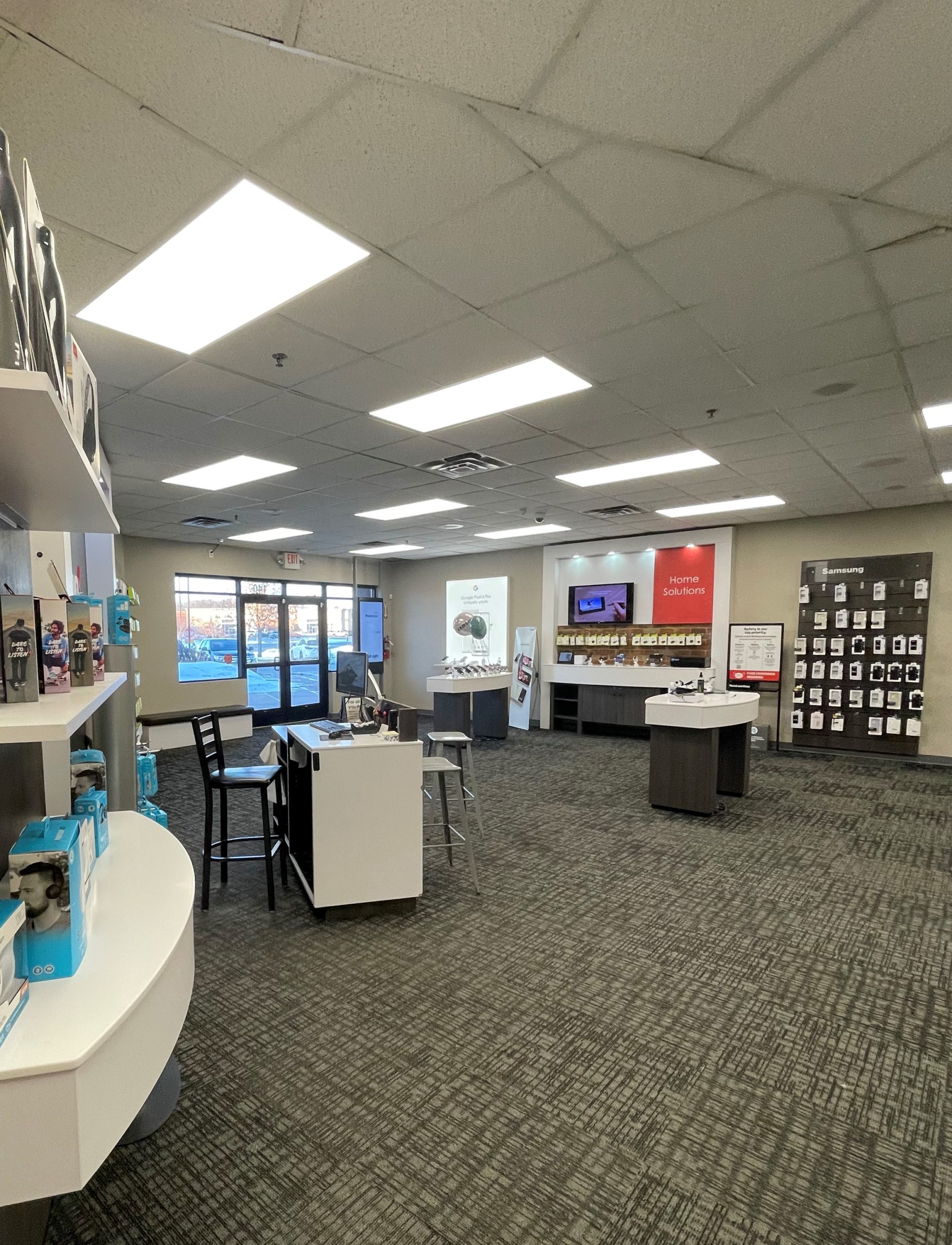 Lino Lakes, Minnesota Verizon Store
