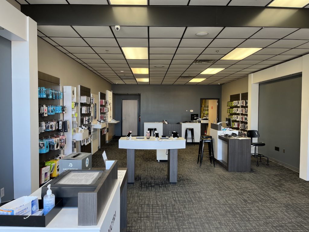 Interior of Victra Verizon Authorized Retail Rochester 20th, MN.