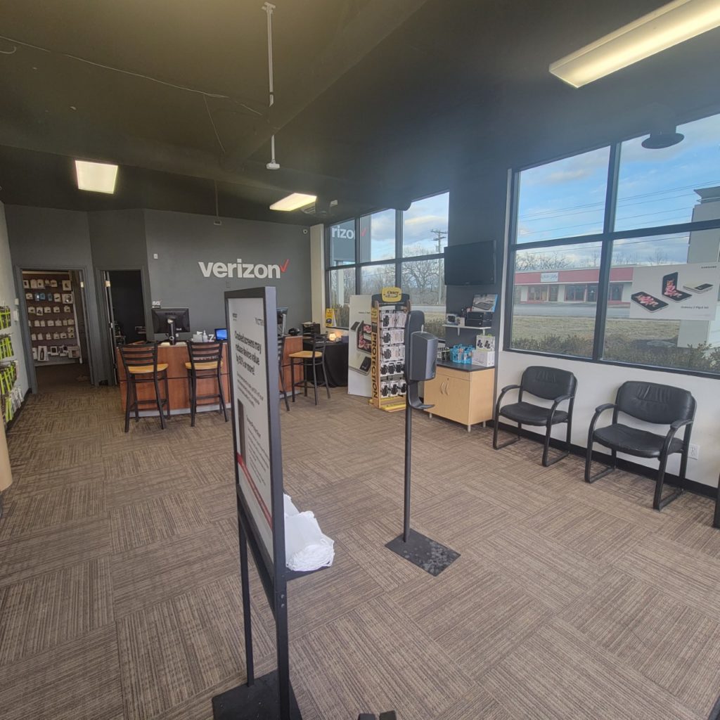 Interior of Victra Verizon Authorized Retail Store in Camdenton, MO.