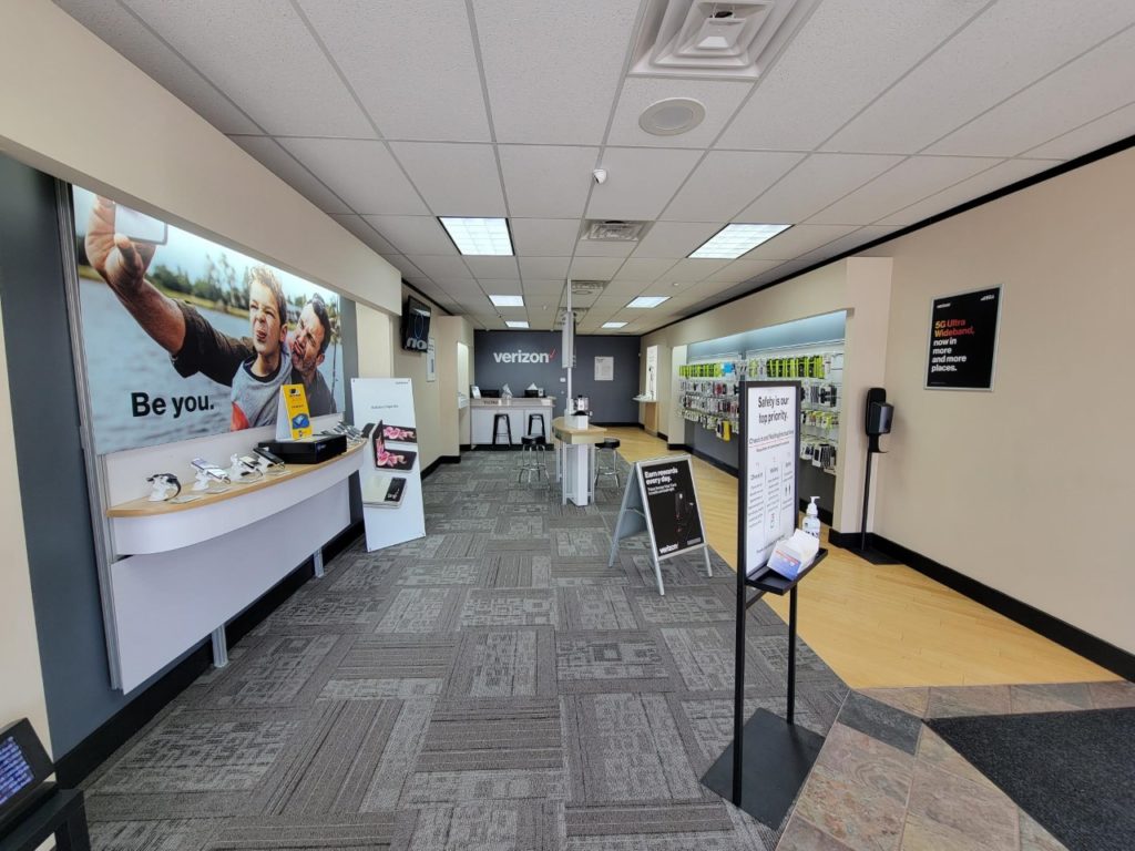 Interior of Victra Verizon Authorized Retail Store in Bay Village, OH.