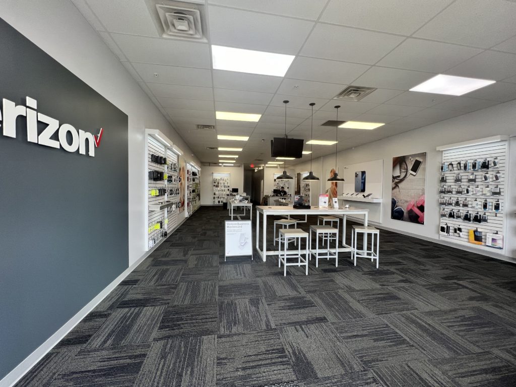 Interior of Victra Verizon Authorized Retail Store in Pataskala, OH.