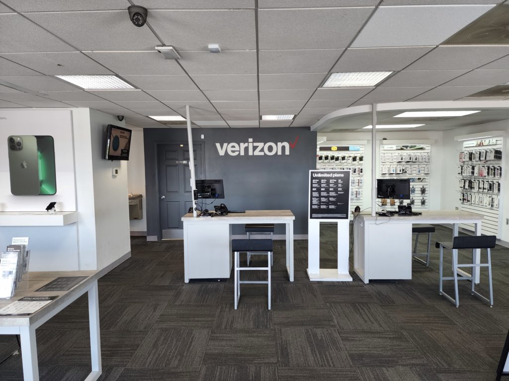 Interior of Victra Verizon Authorized Retail Store in Tiffin, OH.