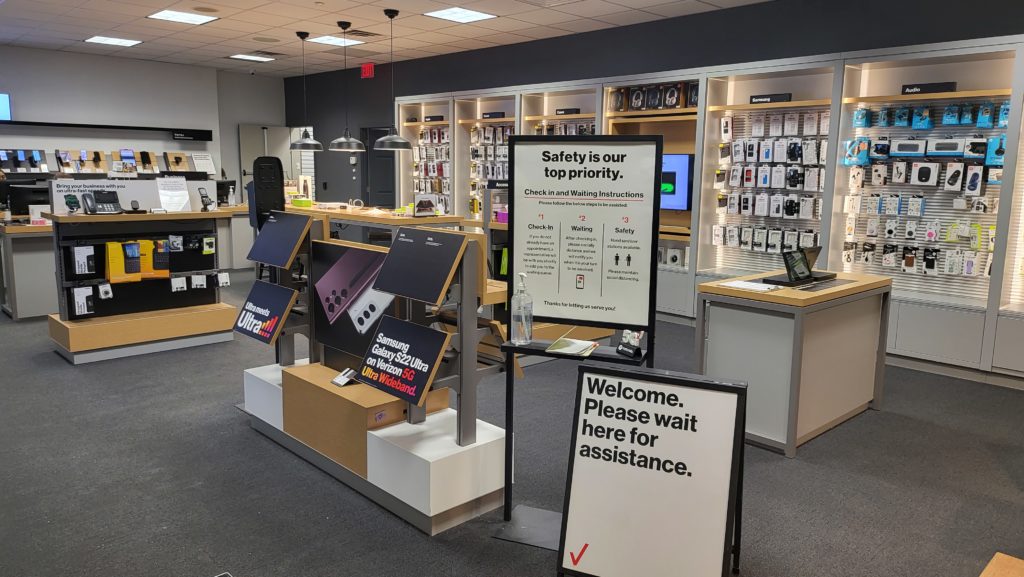 Interior of Victra Verizon Authorized Retail Store in Toledo, OH.