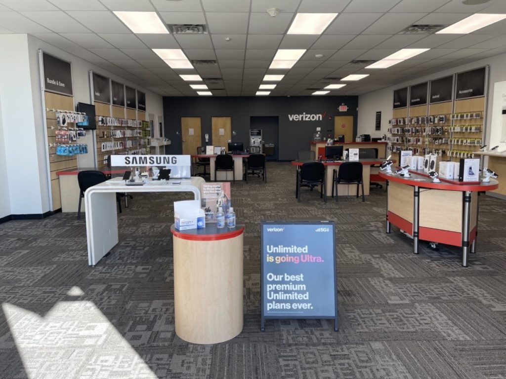 Interior of Victra Verizon Authorized Retail Store in Lebanon, PA.