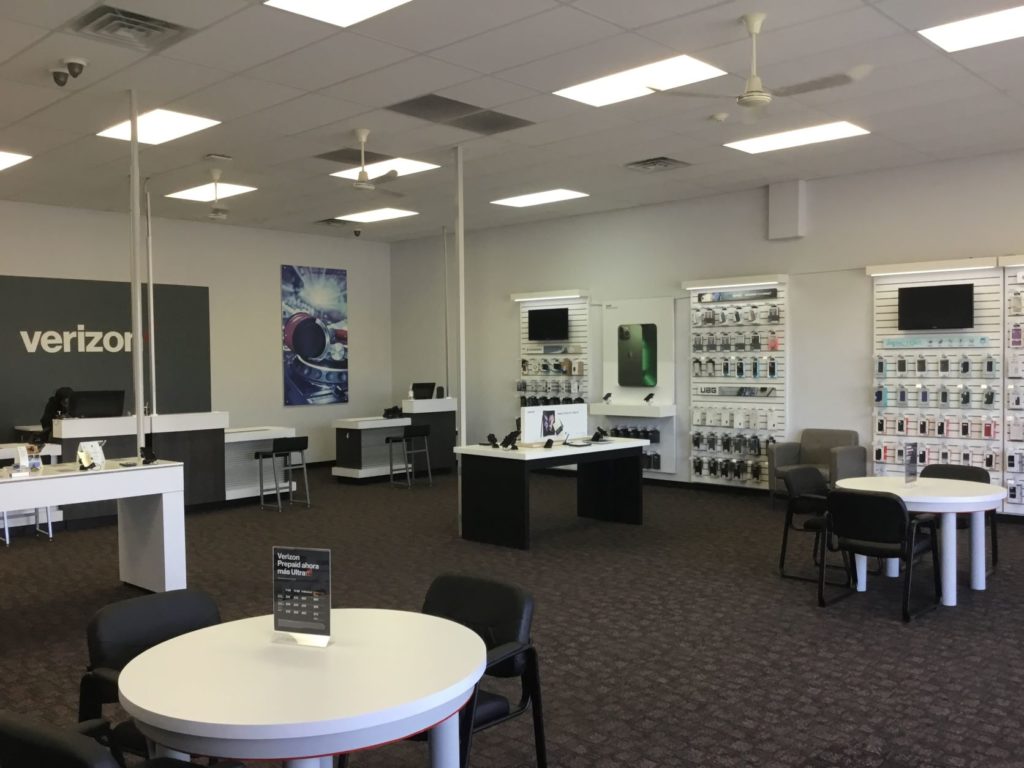 Interior of Victra Verizon Authorized Retail Store in Hurricane, UT.