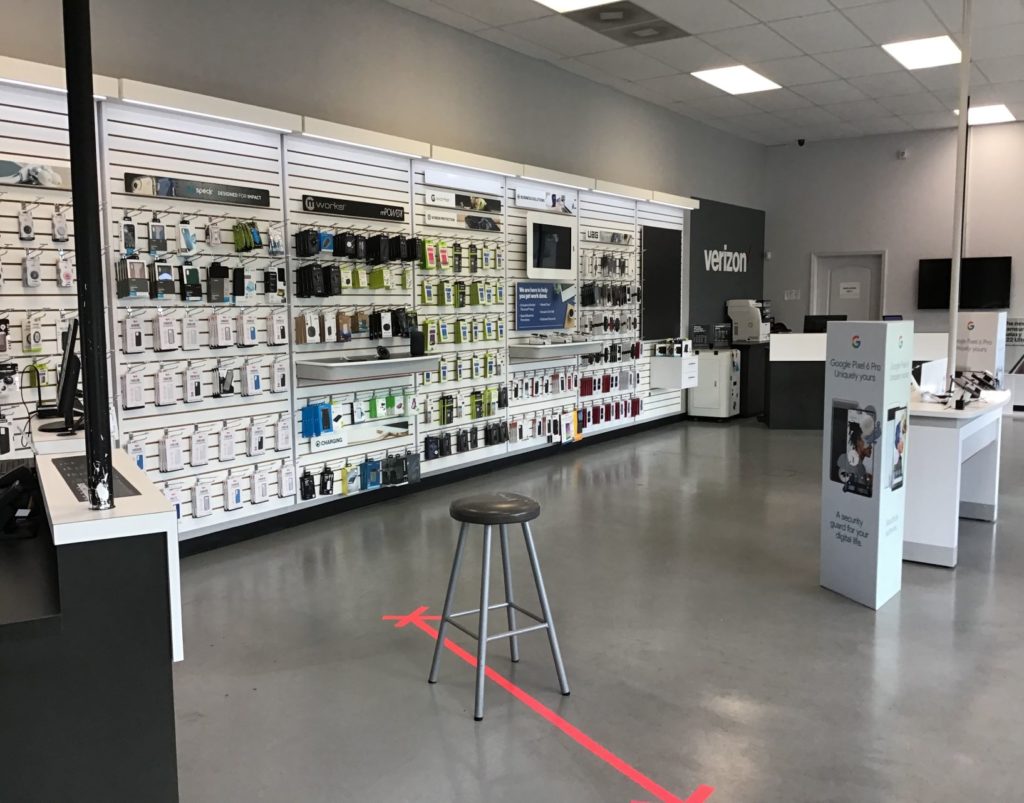 Interior of Victra Verizon Authorized Retail Store in Savannah Hwy 80, GA.